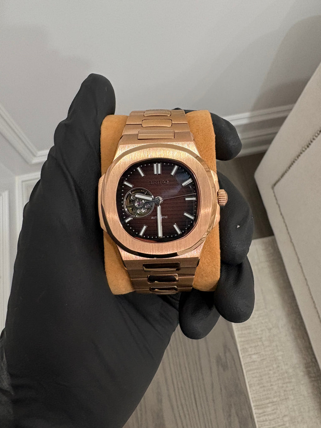 Open Heart Nautilus Mod - Rose Gold Open Heart